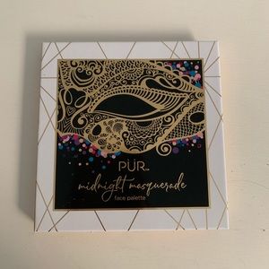 “Midnight Masquerade” face palette by PUR